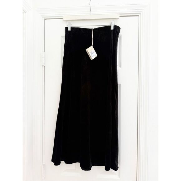 Faherty Womens Black Stretch Silk-Blend Velvet Ina Slip Skirt Size Small NWT - Picture 1 of 6